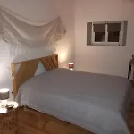 Laroclya * Lilhac