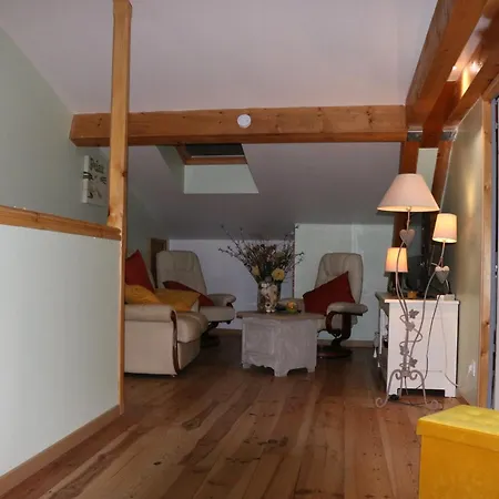 Laroclya Panzió *
